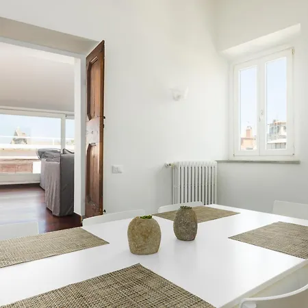 Nikis Maison Navona - 4th Floor No Elevator Řím