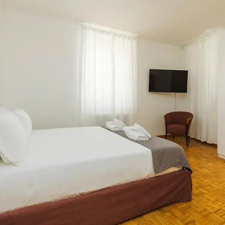 Nikis Maison Navona - 4th Floor No Elevator * Rome