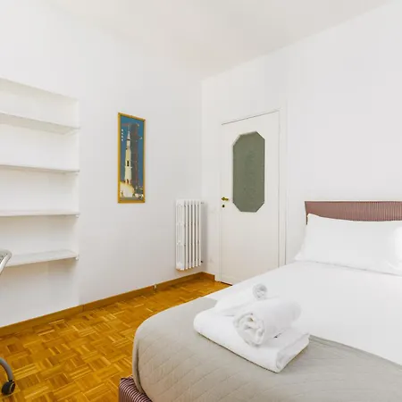 Daire Nikis Maison Navona - 4th Floor No Elevator Roma